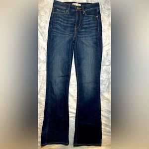 Levi Signature mid-rise bootcut jeans